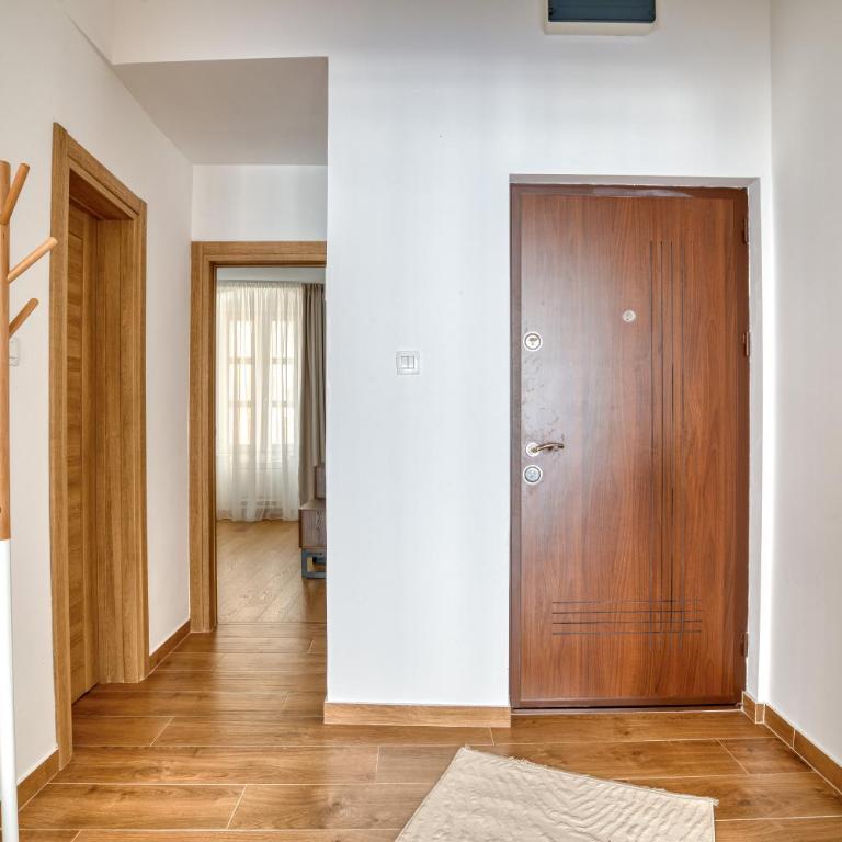 Luxury Main Square apartment by MN Property - Apartman sa 2 Spavaće Sobe - 35