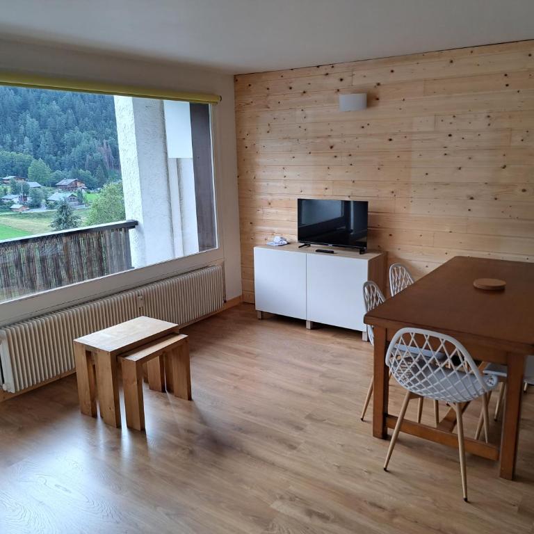 T3 avec vue montagne - Two-Bedroom Apartment - 9