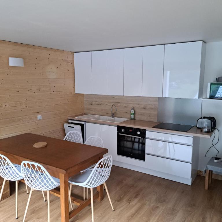 T3 avec vue montagne - Two-Bedroom Apartment - 31