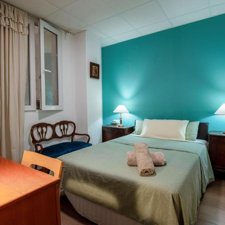 Mirador 1 del Mercado Central - habitacion con baño privado en el centro de la Ciudad Vella - One-Bedroom Apartment - 7