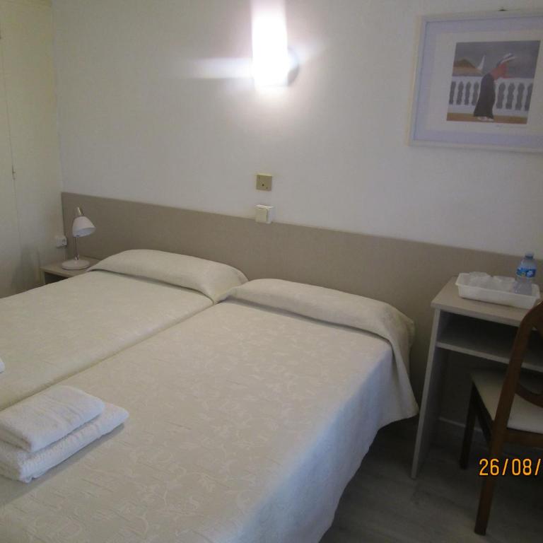 Hotel Apartaments Gesòria Porta Ferrada - Habitación Doble Económica - 1 o 2 camas - 4