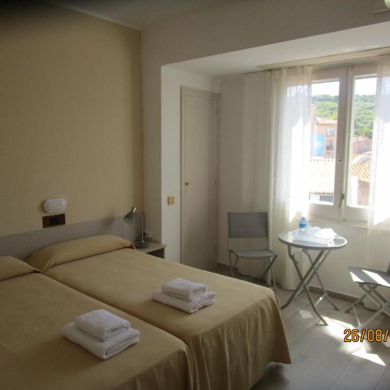 Hotel Apartaments Gesòria Porta Ferrada - Habitación Doble Confort - 1 o 2 camas - 3
