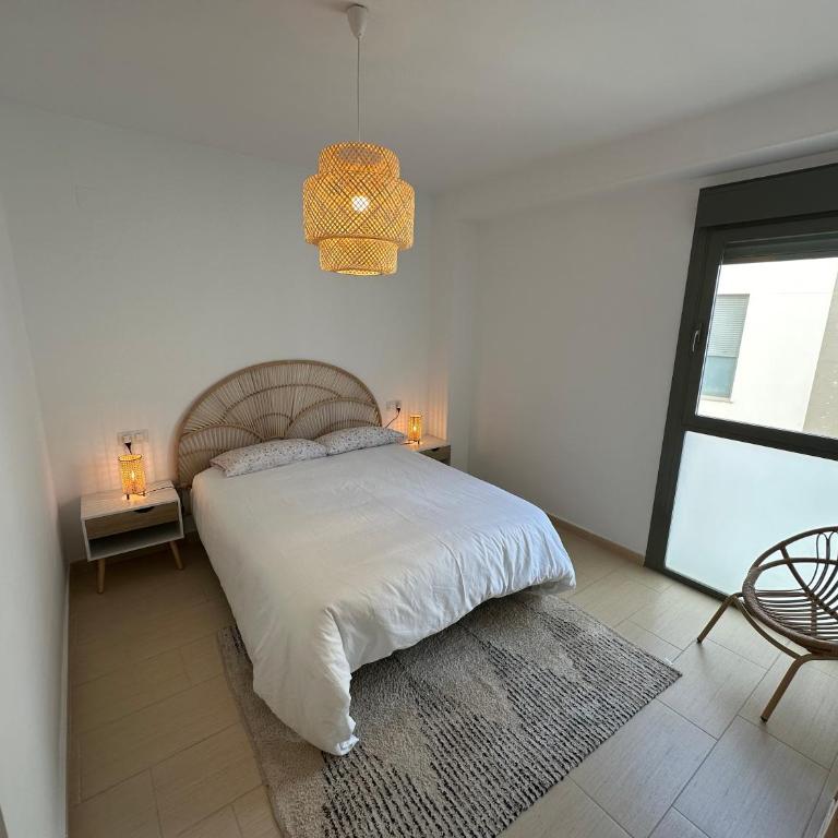 Apartamento Jardín de Cano - Preferente familias y mayores de 25 años - Apartamento de 2 dormitorios con balcón - 3