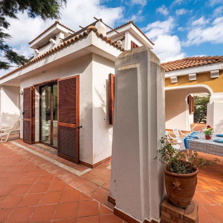 Holiday home in Stintino 43988 - Villa - 2