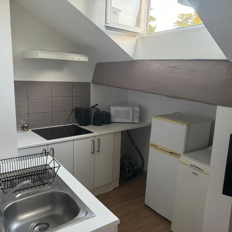 500m away from Main train & tramway Station, Central location, very quiet - Apartment mit 1 Schlafzimmer - 16