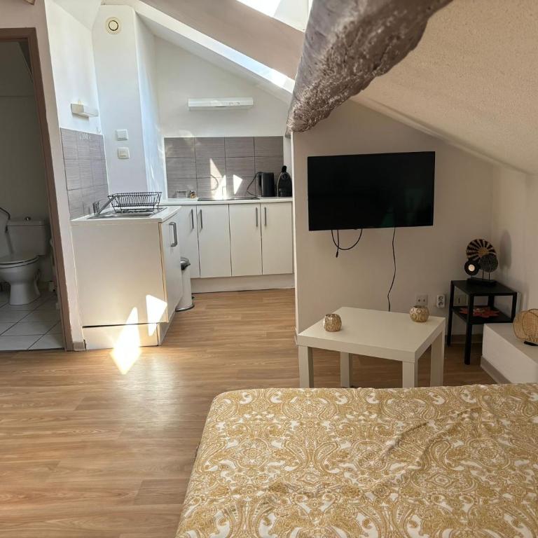 500m away from Main train & tramway Station, Central location, very quiet - Apartment mit 1 Schlafzimmer - 6