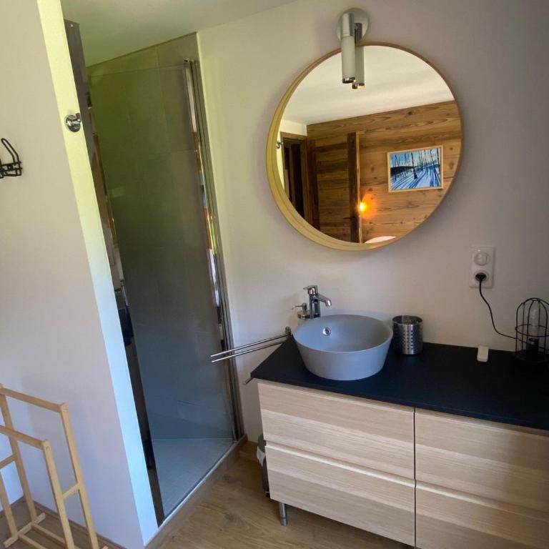 Duplex 3 chambres pour 6 pers, proche village, ski aux pieds - FR-1-459-230 - Apartamento - 6