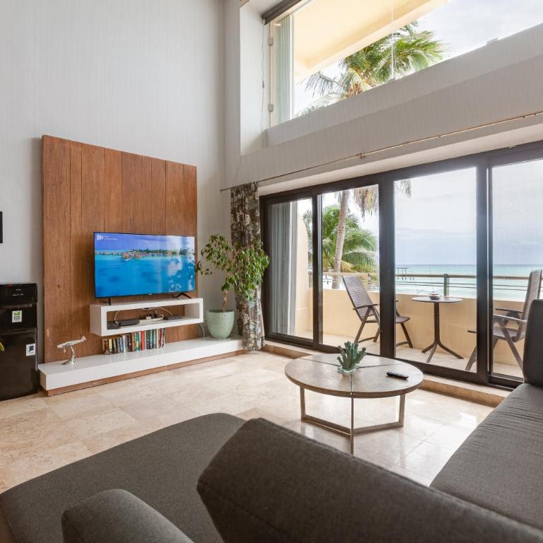Ocean Plaza by Zamá Homes - Three-Bedroom Loft Apartment with Ocean View - 7