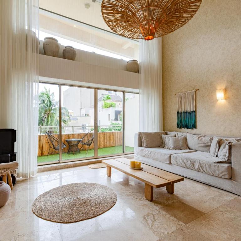 Ocean Plaza by Zamá Homes - Three-Bedroom Apartment with Street View - 6
