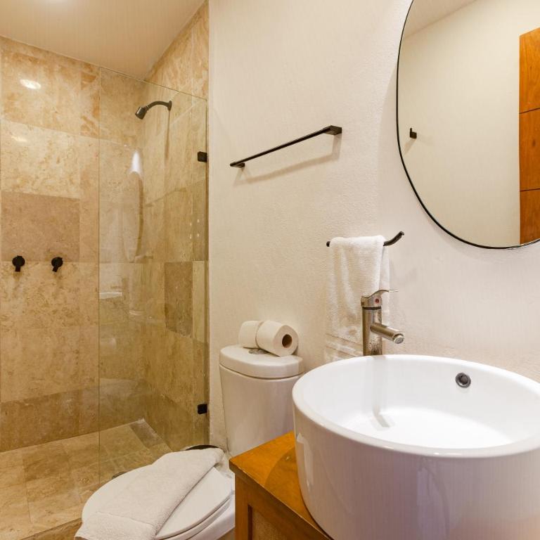 Ocean Plaza by Zamá Homes - Three-Bedroom Apartment with Street View - 10