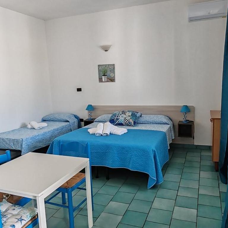 MAREE SOL RESIDENCE Camere e Appartamenti - Camera Familiare Deluxe - 6