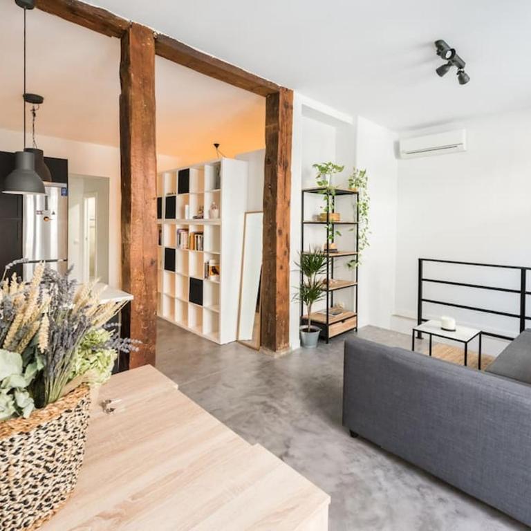 Exclusive designer loft in the centre for 6 people - Duque - Two-Bedroom Apartment - 32