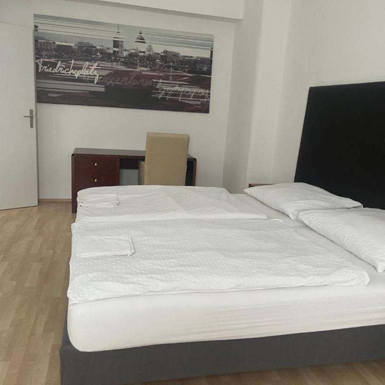 City Inn 24H Self Check-In by H&H Hotels - Familiensuite - 2