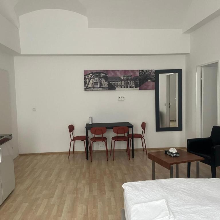 City Inn 24H Self Check-In by H&H Hotels - Familiensuite - 4