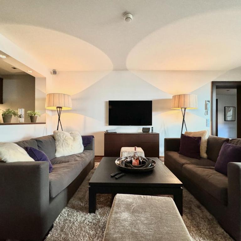 KITZ DELUXE SUITE 1 & 2 im Zentrum mit eigenem SPA & PARKEN by belle-stay - Suite 3 Chambres - 6