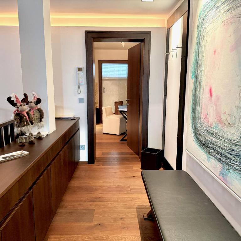 KITZ DELUXE SUITE 1 & 2 im Zentrum mit eigenem SPA & PARKEN by belle-stay - Suite 2 Chambres - 11