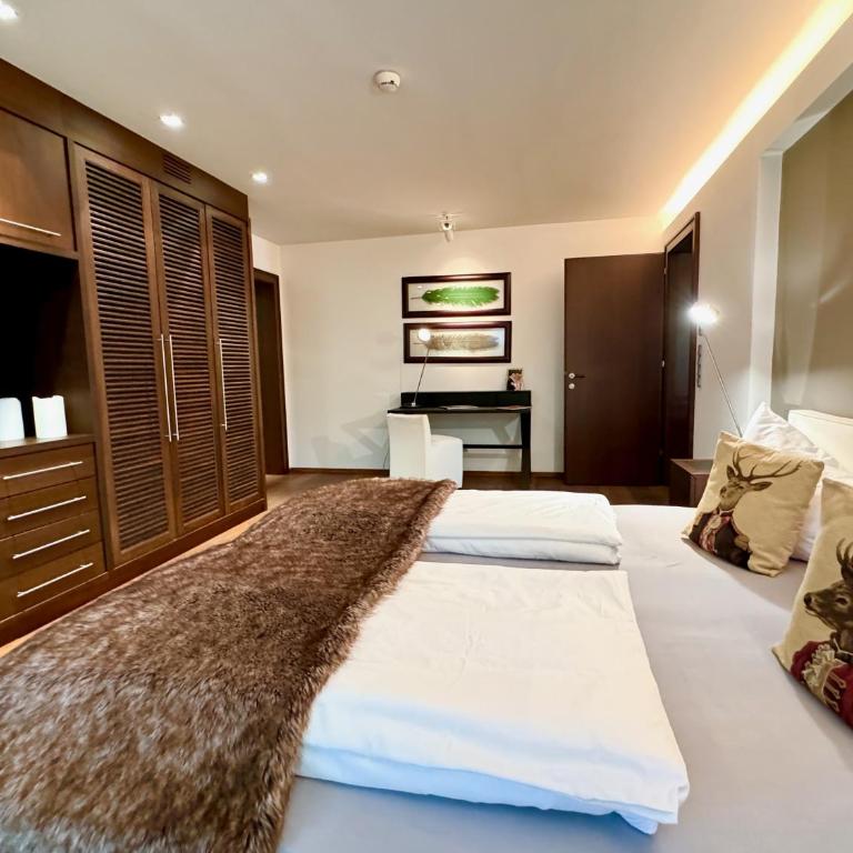 KITZ DELUXE SUITE 1 & 2 im Zentrum mit eigenem SPA & PARKEN by belle-stay - Suite 2 Chambres - 16