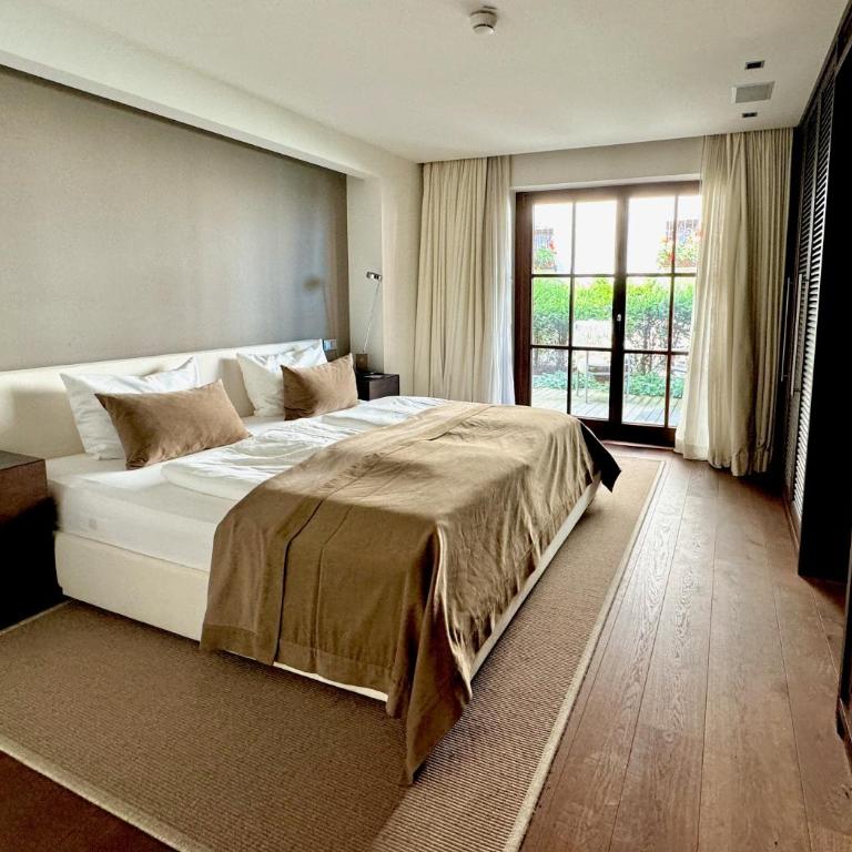 KITZ DELUXE SUITE 1 & 2 im Zentrum mit eigenem SPA & PARKEN by belle-stay - Suite 3 Chambres - 26