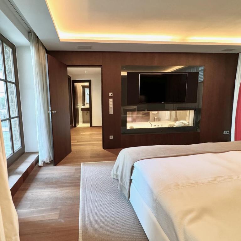 KITZ DELUXE SUITE 1 & 2 im Zentrum mit eigenem SPA & PARKEN by belle-stay - Suite 3 Chambres - 17