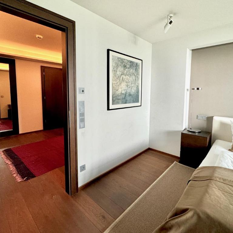 KITZ DELUXE SUITE 1 & 2 im Zentrum mit eigenem SPA & PARKEN by belle-stay - Suite 3 Chambres - 25