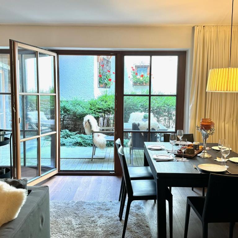 KITZ DELUXE SUITE 1 & 2 im Zentrum mit eigenem SPA & PARKEN by belle-stay - Suite 3 Chambres - 7