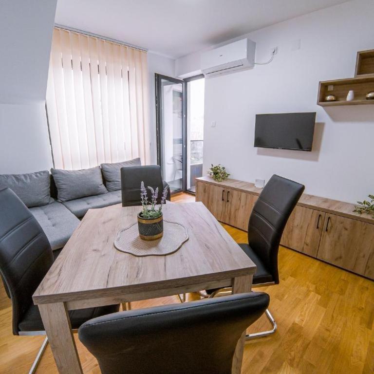 Stan na dan Bellini - One-Bedroom Apartment - 1
