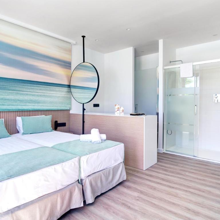 Alannia Salou - Habitación Familiar con terraza - 4