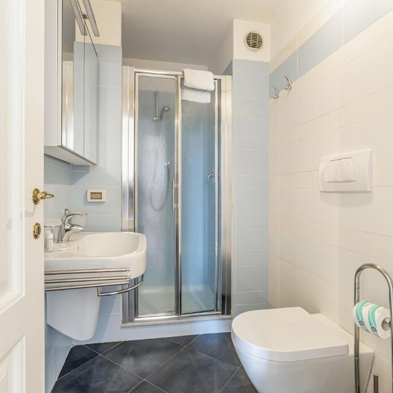 GuestHost - The Lions' Apartment in the Historic Centre x8 - Appartamento con 3 Camere da Letto - 21