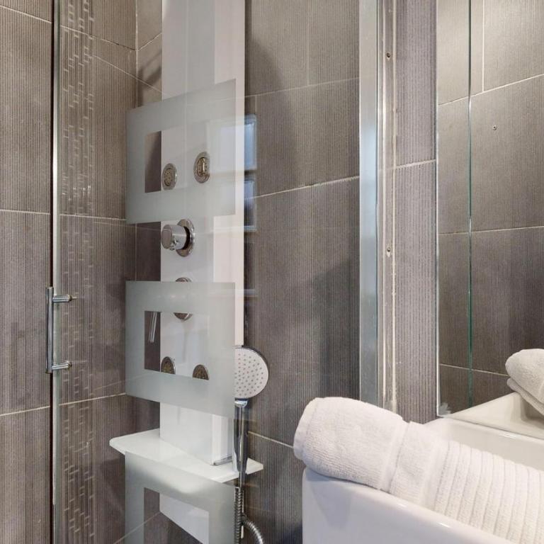 Bluestay 3 - Appartement au Cœur de Paris - Appartement 2 Chambres - 12
