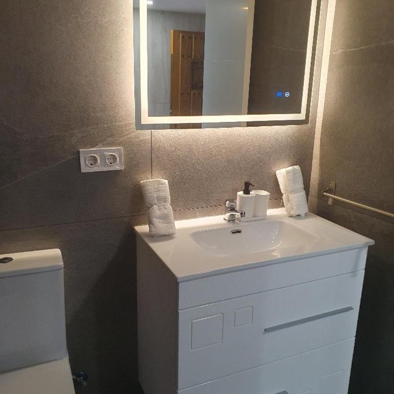 Apartamentos Sueños de Toledo - Apartamento de 2 dormitorios - 31