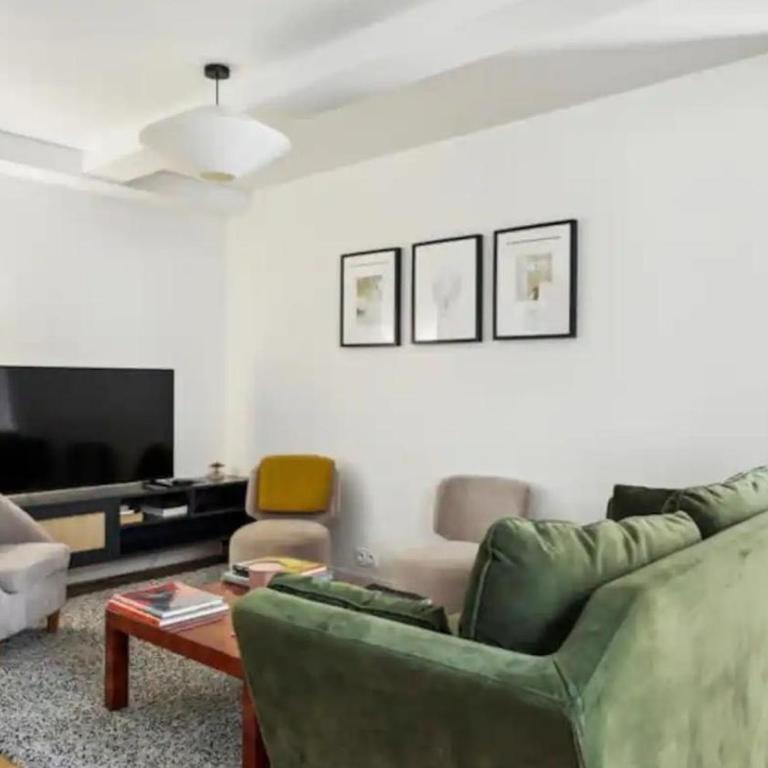 Spacious Apartment - 4B-8P - Sentier - Four-Bedroom Apartment - 1