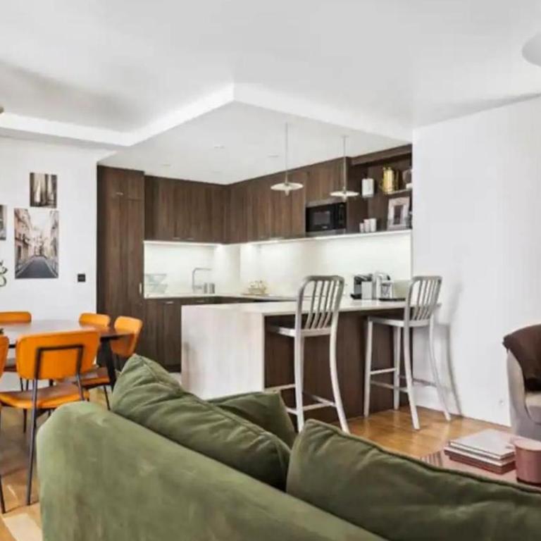 Spacious Apartment - 4B-8P - Sentier - Four-Bedroom Apartment - 8