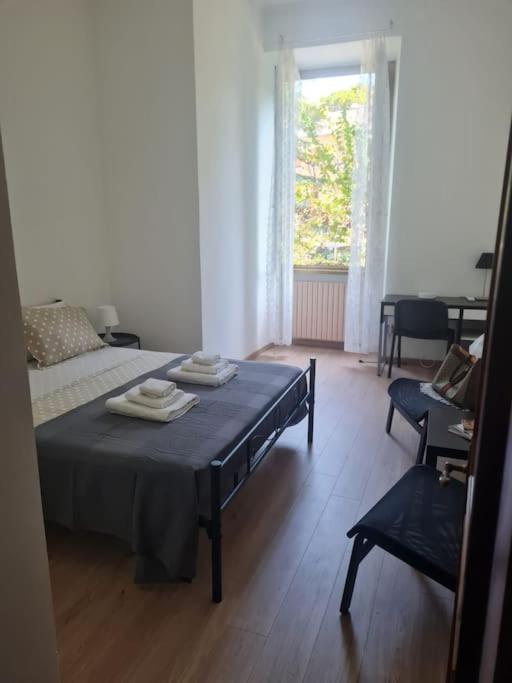 testaccio sei - Appartamento con 2 Camere da Letto e Vista Città - 1