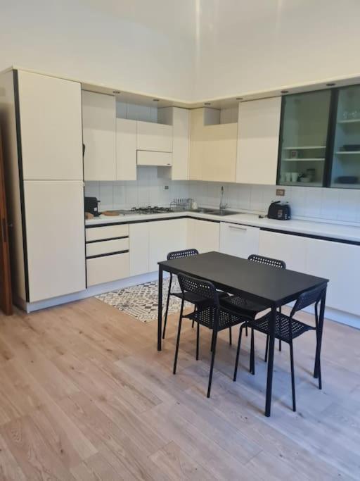 testaccio sei - Appartamento con 2 Camere da Letto e Vista Città - 8