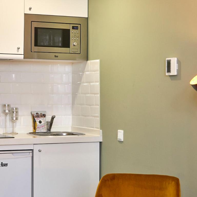 L&H La Latina Selection - Deluxe Double Room - 18