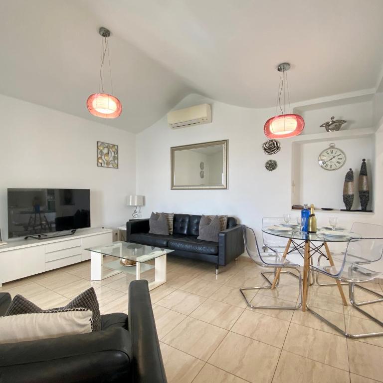 VILLA VIVIENNE by JK Lanzarote - Villa with Private Pool - 17