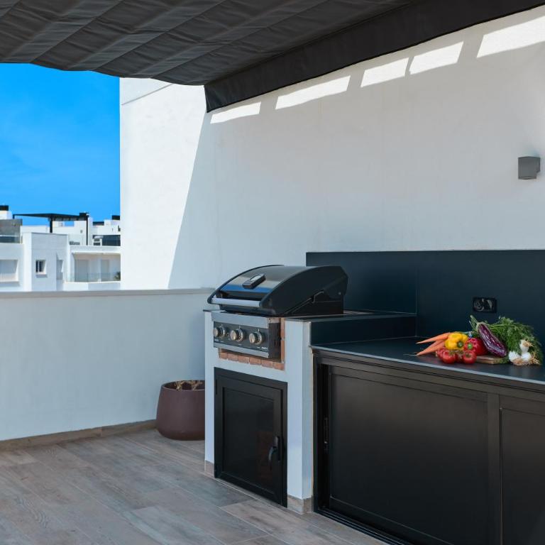 Stylish Penthouse with Jacuzzi - by Welcomely - Apartamento de 3 dormitorios - 35