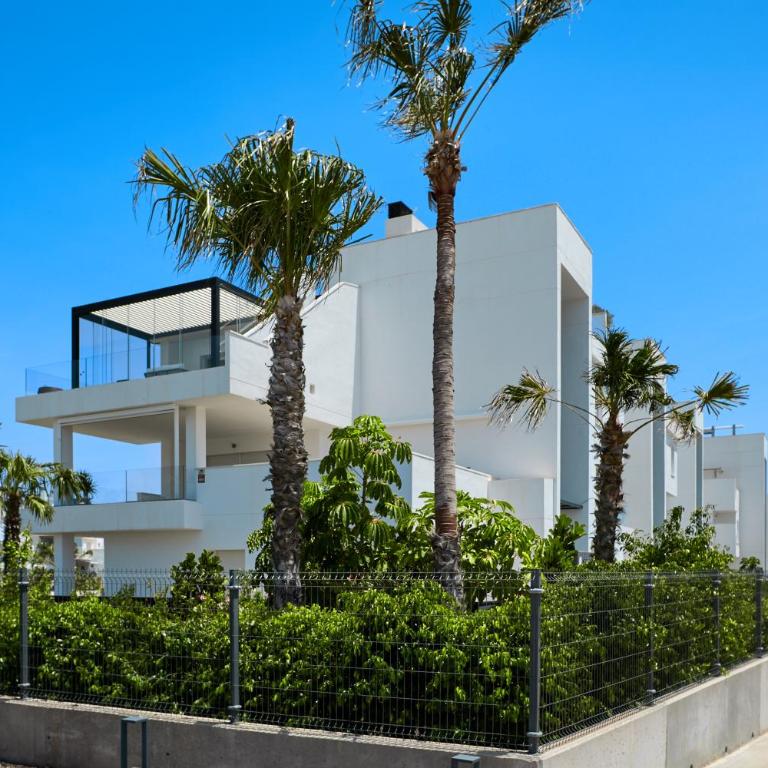 Stylish Penthouse with Jacuzzi - by Welcomely - Apartamento de 3 dormitorios - 42