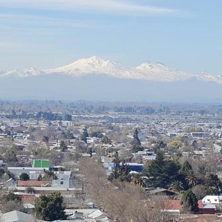 Depto Cómodo y Equipado en el Centro de Chillan con Estacionamiento - Habitación Doble Familiar - 13