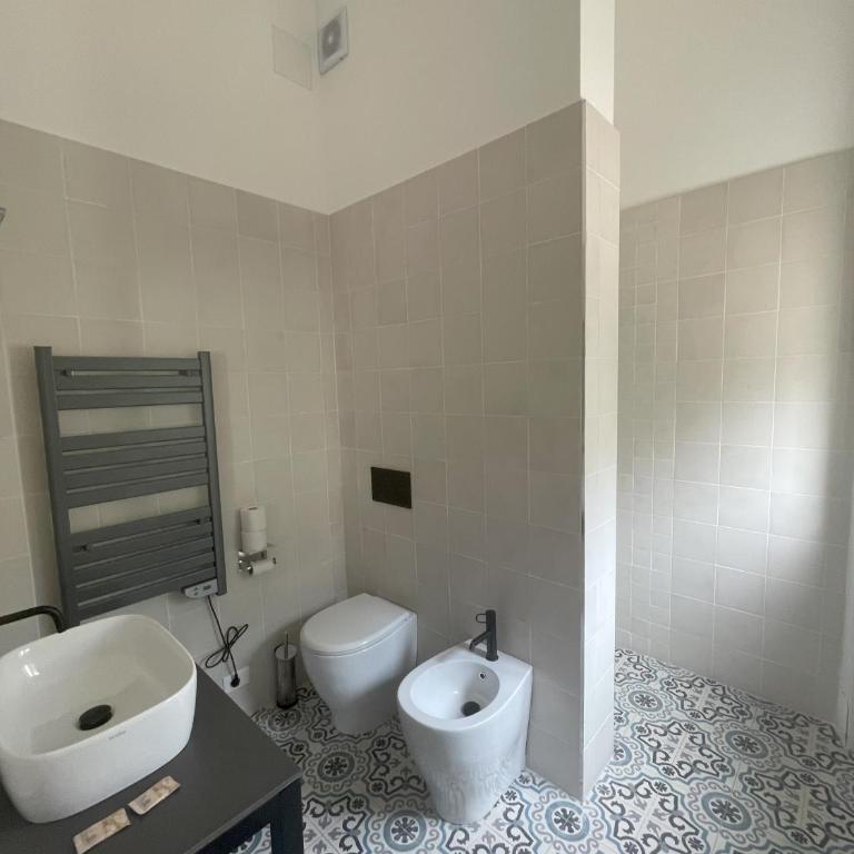 Casali Hostel - Dormitorio Misto con 4 Letti e Bagno Privato - 4