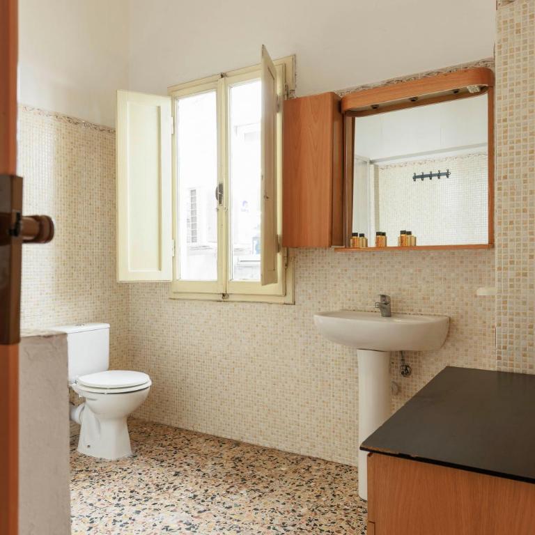 Faenza Huge Apartment - Three-Bedroom Apartment - 16