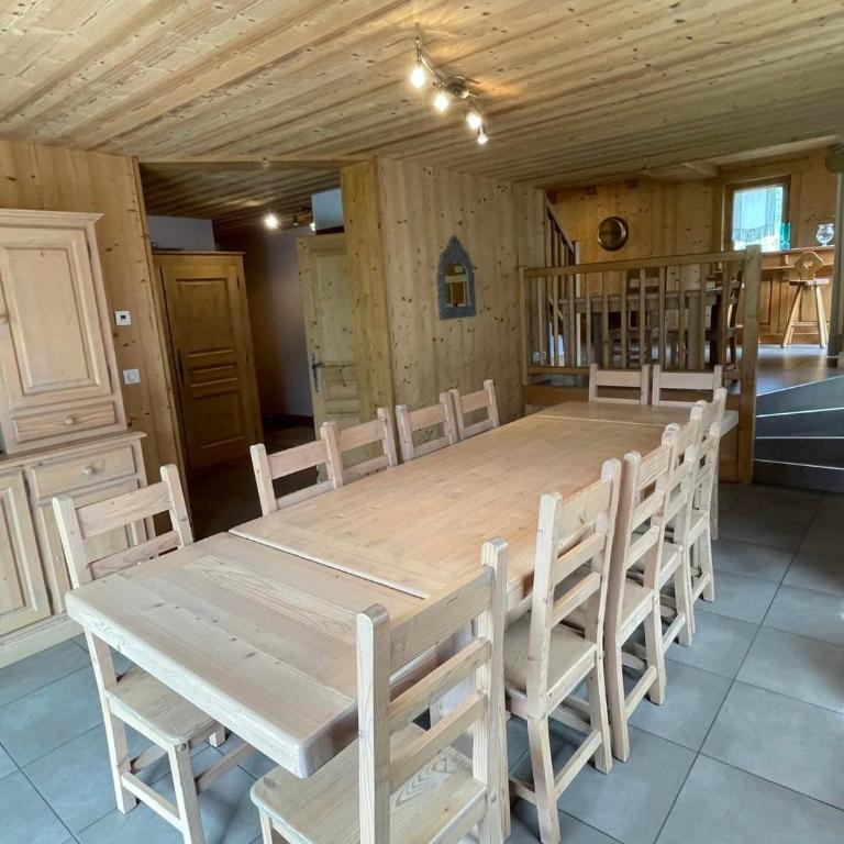 Chalet spacieux 12 pers, animaux admis, parking, Wi-Fi - FR-1-629-1 - Chalet (14 Adults) - 16