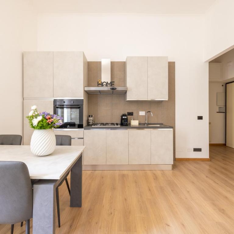 Elegant Ostiense Suite - Two-Bedroom Apartment - 11