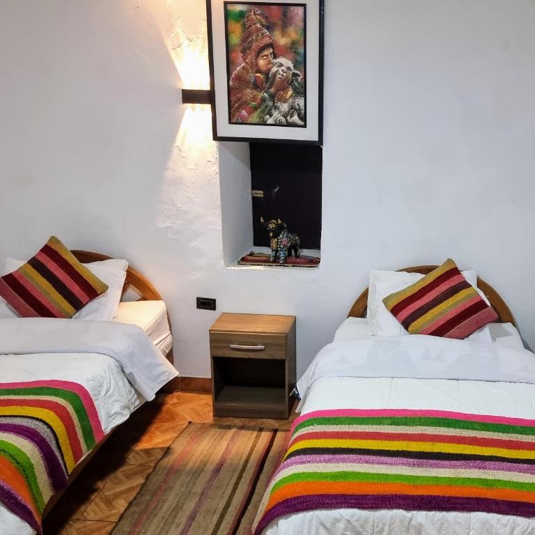 Mallku Wasi - Lodging Hotel Cusco - Habitación Doble con baño privado - 2 camas - 4