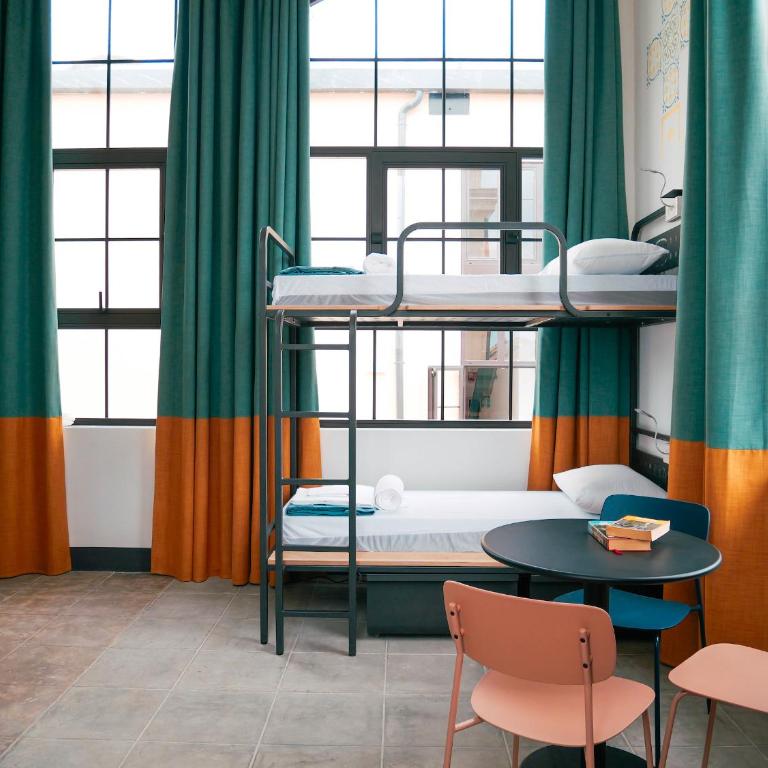 Ostello Bello Palermo - Dormitorio Misto con 4 Letti - 2