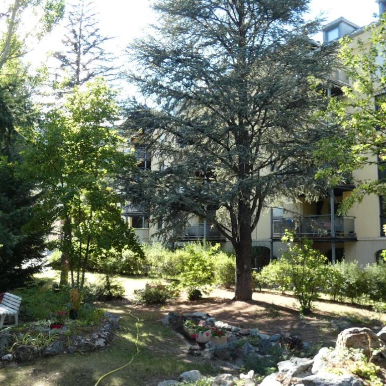 Joli T2 classé 2 étoiles avec coin cabine Briançon centre proche télécabine - Appartement 2 Chambres - 15