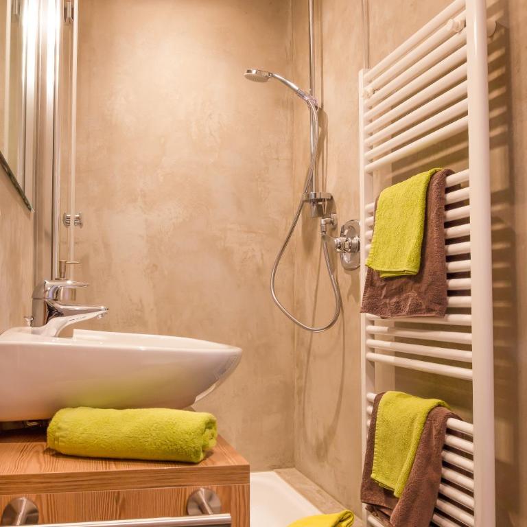 Residence Alpenrose - Appartamento con 2 Camere da Letto - 1