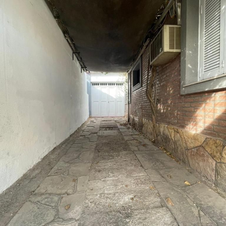 CASA FADER - Ciudad de Mendoza - Casa de 4 dormitorios - 30