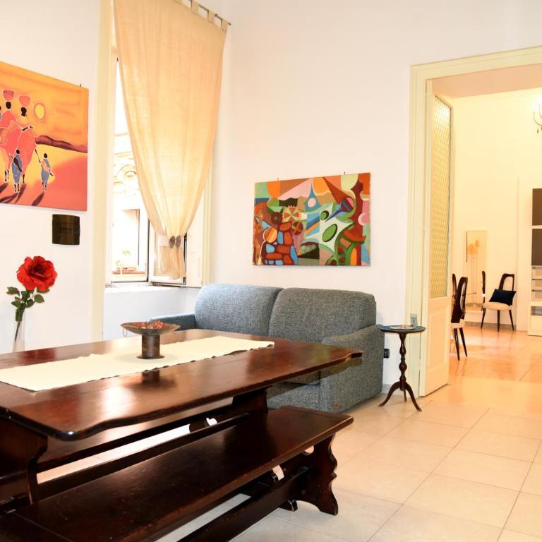 Costigliola Baroque Palace Flat next MANN Museum - One-Bedroom Apartment - 5
