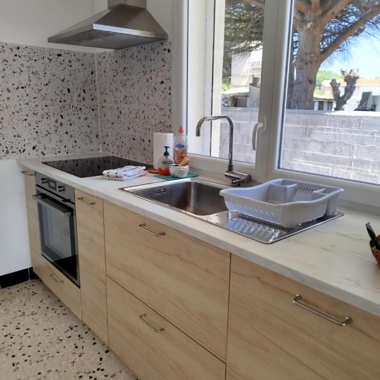 Villa climatisée, proche mer, 2 grands appartements indépendants, parking, WIFI - Maison 2 Chambres - 8